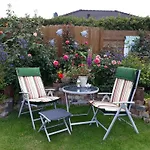 Gaestehaus Zur Seemoewe, 8, 